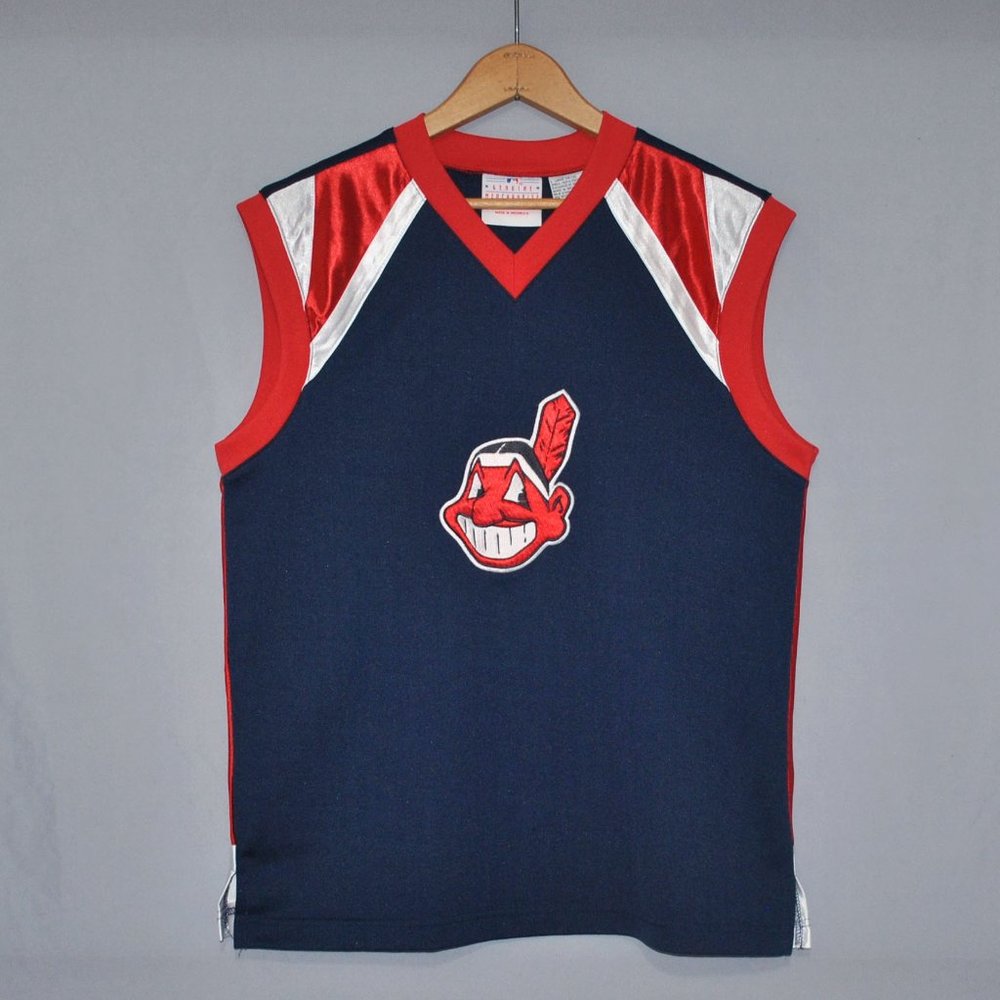 Genuine Merchandise Shirt Size Large 14-16 MLB Cleveland Baseball Logo Top